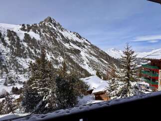 Experience the ultimate mountain retreat with this stunning property offering breathtaking panoramic views of snow-capped peaks and lush pine forests.