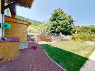 Discover this charming property featuring a spacious backyard perfect for outdoor activities and relaxation.