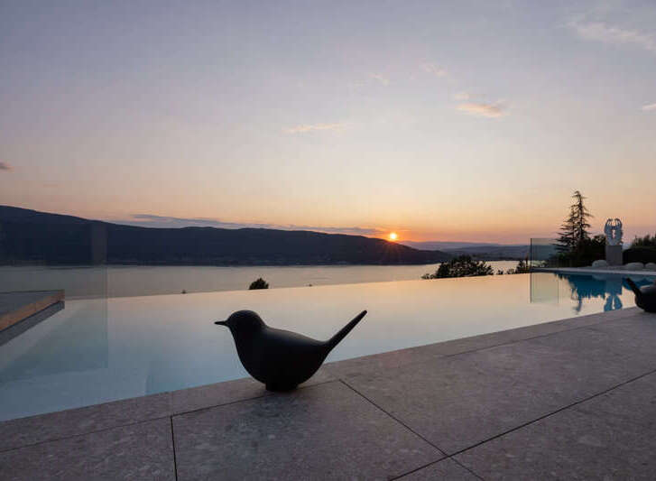 Experience breathtaking sunset views from this exquisite infinity pool, perfect for unwinding in style.
