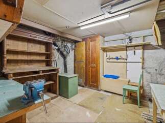 Discover a versatile workshop space perfect for DIY projects and hobbies.