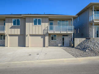 For Sale in Vernon with 5 Bedrooms