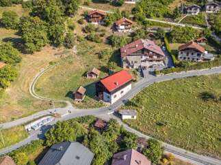 Discover this charming property nestled in a serene, elevated setting with breathtaking panoramic views.