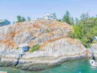 For Sale for sale in West Vancouver