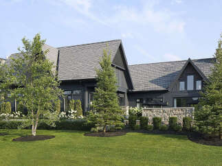 For Sale in Blue Mountains with 3 Beds and 4 Bathrooms