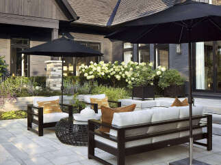 For Sale in Blue Mountains with 3 Beds and 4 Bathrooms