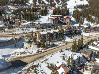 Apartment in Big White with 2 Beds and 2 Bathrooms