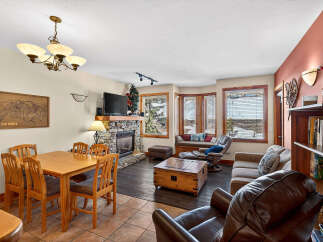Apartment in Big White with 2 Beds and 2 Bathrooms