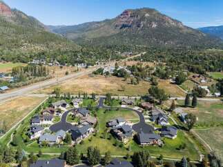 Discover this stunning mountain-view community featuring modern homes with spacious yards and elegant architecture.
