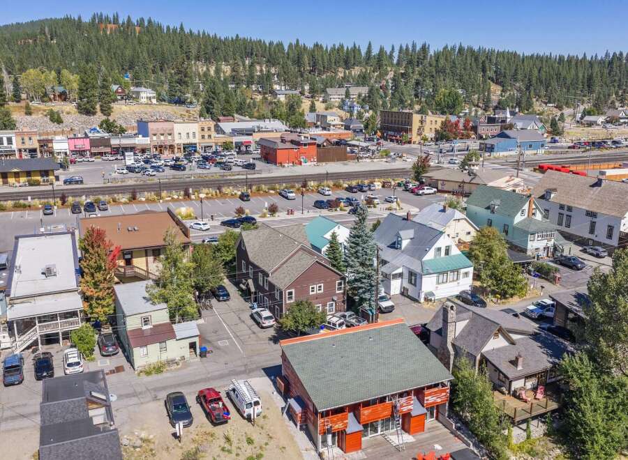 Discover this charming property nestled in a vibrant mountain town, offering a unique blend of historic architecture and modern amenities.