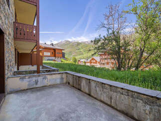 Enjoy breathtaking mountain views from this charming property, featuring a spacious balcony perfect for outdoor relaxation.