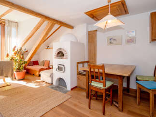 Spacious three-room apartment with a south-facing balcony