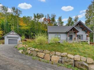 For Sale in Sainte-Adèle with 3 Beds