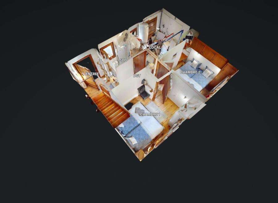 Discover this charming property featuring two comfortable bedrooms, perfect for family or guests.