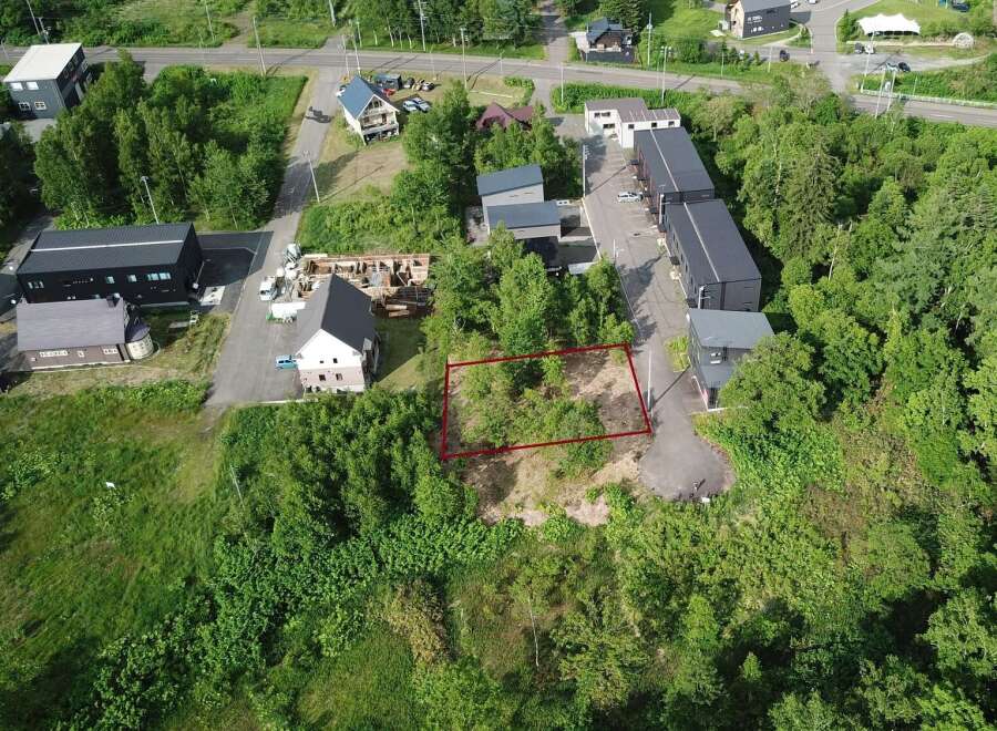 Discover this prime vacant lot, perfect for your next development project.