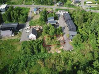 Discover this prime vacant lot, perfect for your next development project.