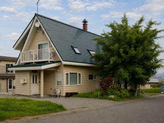 For Sale in Kitanominecho with 4 Bedrooms and 4 Bathrooms