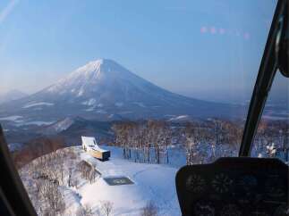 For Sale in Rusutsu with 4 Beds and 4 Bathrooms