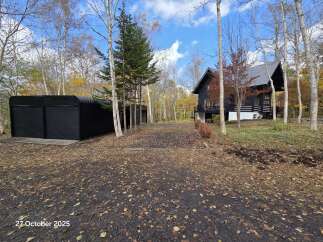 For Sale in Kondo with 4 Beds