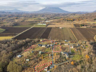 Discover this picturesque rural property offering a serene escape with stunning mountain views.