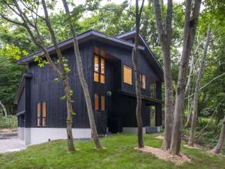 House for sale in Niseko with 4 Beds and 3 Bathrooms