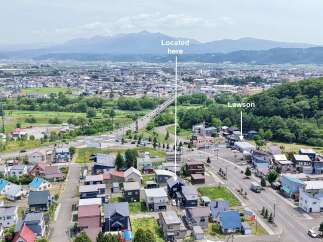 Discover this charming residential area with a mix of modern and traditional homes, perfect for families seeking a peaceful neighborhood.
