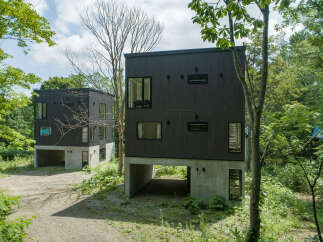 Chalet for sale in Soga with 3 Bedrooms