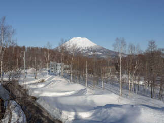 Chalet for sale in Higashiyama with 3 Beds