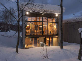 Chalet in Kabayama with 3 Beds and 3 Bathrooms