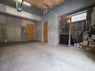 Chalet in Higashiyama with 4 Bedrooms and 4 Bathrooms