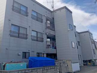 For Sale in Midorimachi with 20 Beds