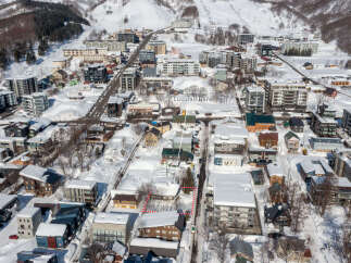 Villa for sale in Niseko Hirafu with 5 Bedrooms