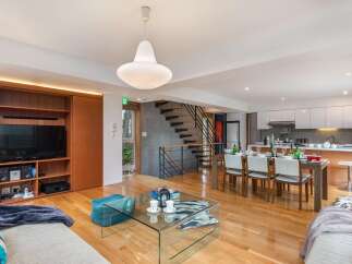 House in Niseko Hirafu with 4 Beds and 3 Bathrooms