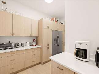 Discover a modern kitchen designed for convenience and style.