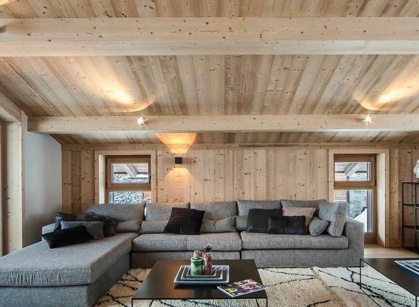 Experience rustic charm and modern comfort in this beautifully appointed living space.