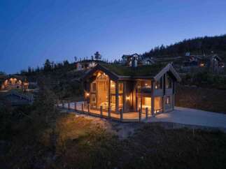 Chalet in Geilo with 4 Bedrooms and 4 Bathrooms
