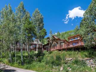 For Sale in Aspen with 4 Beds and 6 Bathrooms