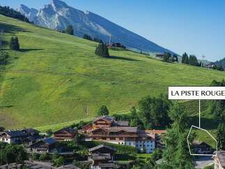 Apartment in La Clusaz with 3 Bedrooms and Ski in