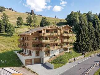 Apartment for sale in La Clusaz with 4 Bedrooms and Ski in