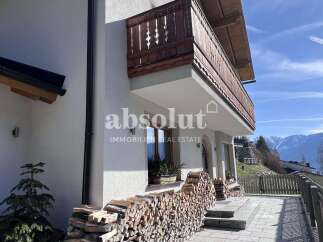 Exclusive holiday home for appr. 12 people, in prime location close to the ski area in Zell am See