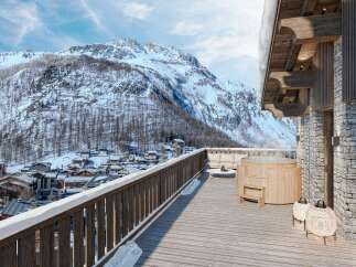 Apartment in Val D Isere with 4 Bedrooms