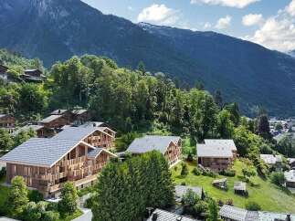 Discover luxurious mountain living in this stunning chalet development nestled amidst the breathtaking Alps.