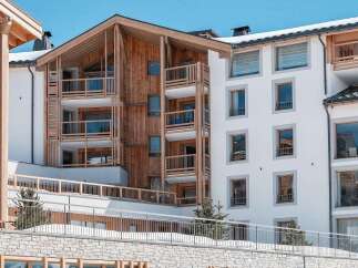 Apartment in Alpe D Huez with 2 Beds and Ski in/Ski out