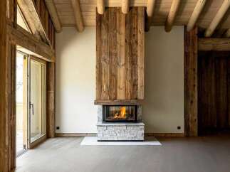 Chalet for sale in Val D Isere with 4 Beds and Ski in/Ski out