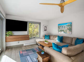 Step into this inviting living room, perfect for relaxation and entertainment.