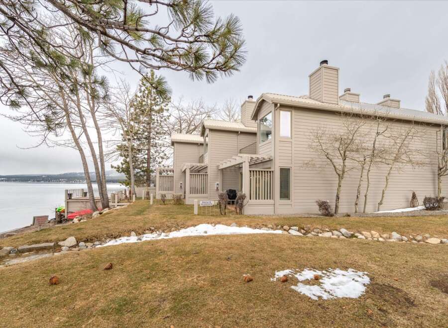 Experience lakeside living in this charming property featuring a private residence with stunning water views.
