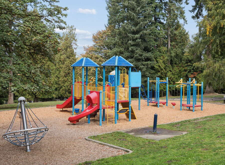Discover a vibrant community park featuring a colorful playground designed for endless fun.