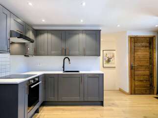 MONTRIOND – Sunny 2/3-bedroom duplex in the village centre