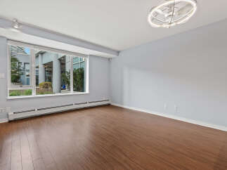 For Sale in Vancouver with 3 Bedrooms and 3 Bathrooms