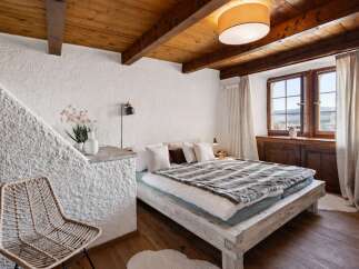 For Sale in Concise with 2 Bedrooms and 4 Bathrooms