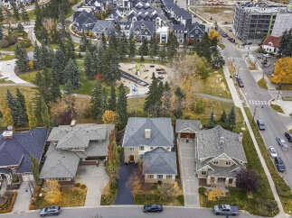 Experience luxury living in this stunning modern home, featuring exquisite architecture and premium finishes throughout.